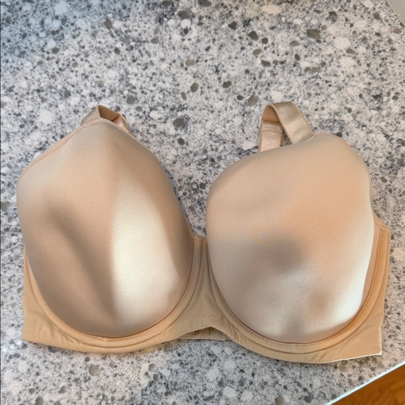 Wacoal Other - Wacoal nude underwire bra size 38G or 38DDDD